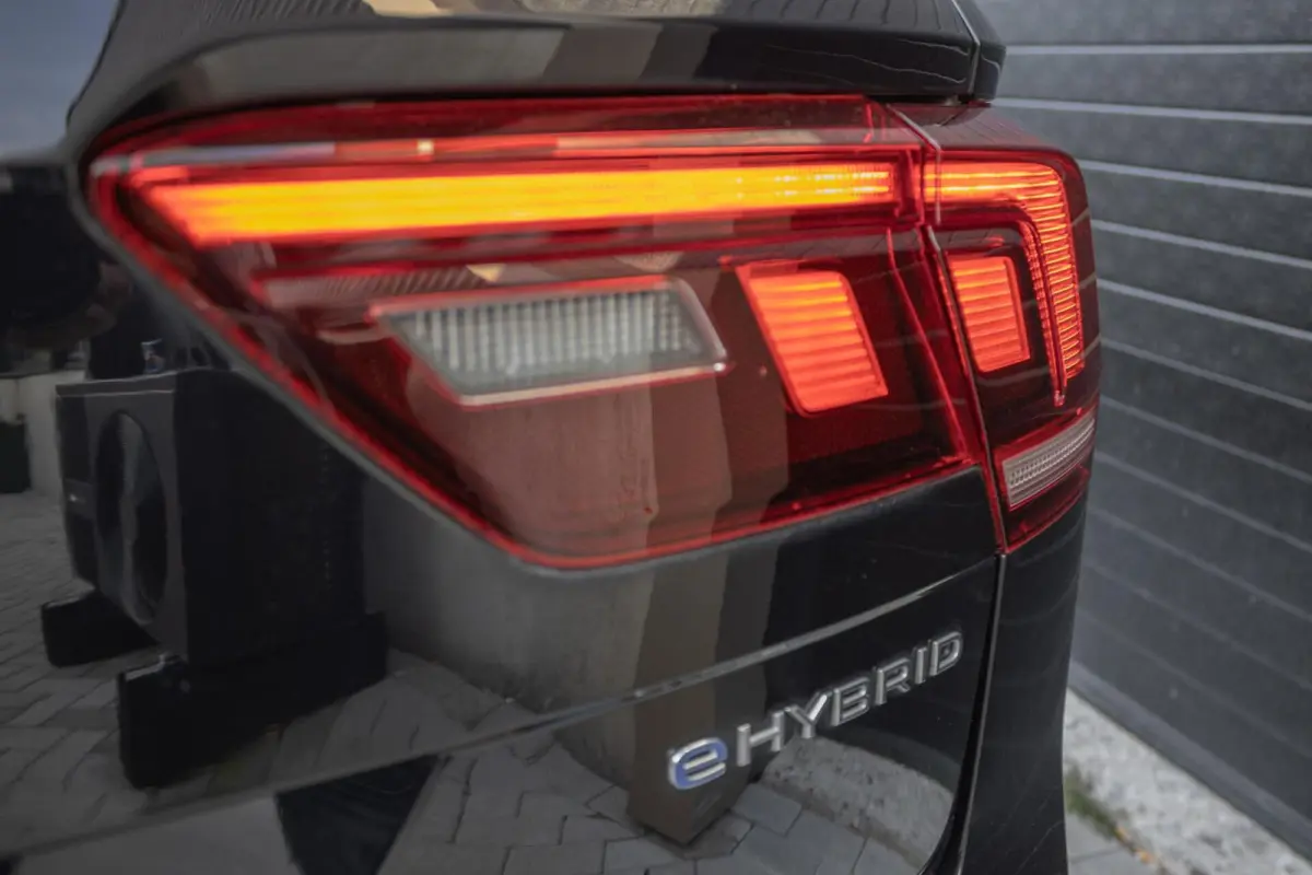1.4 TSI eHybrid R-Line | IQ-LIGHT | ACC | CARPLAY |