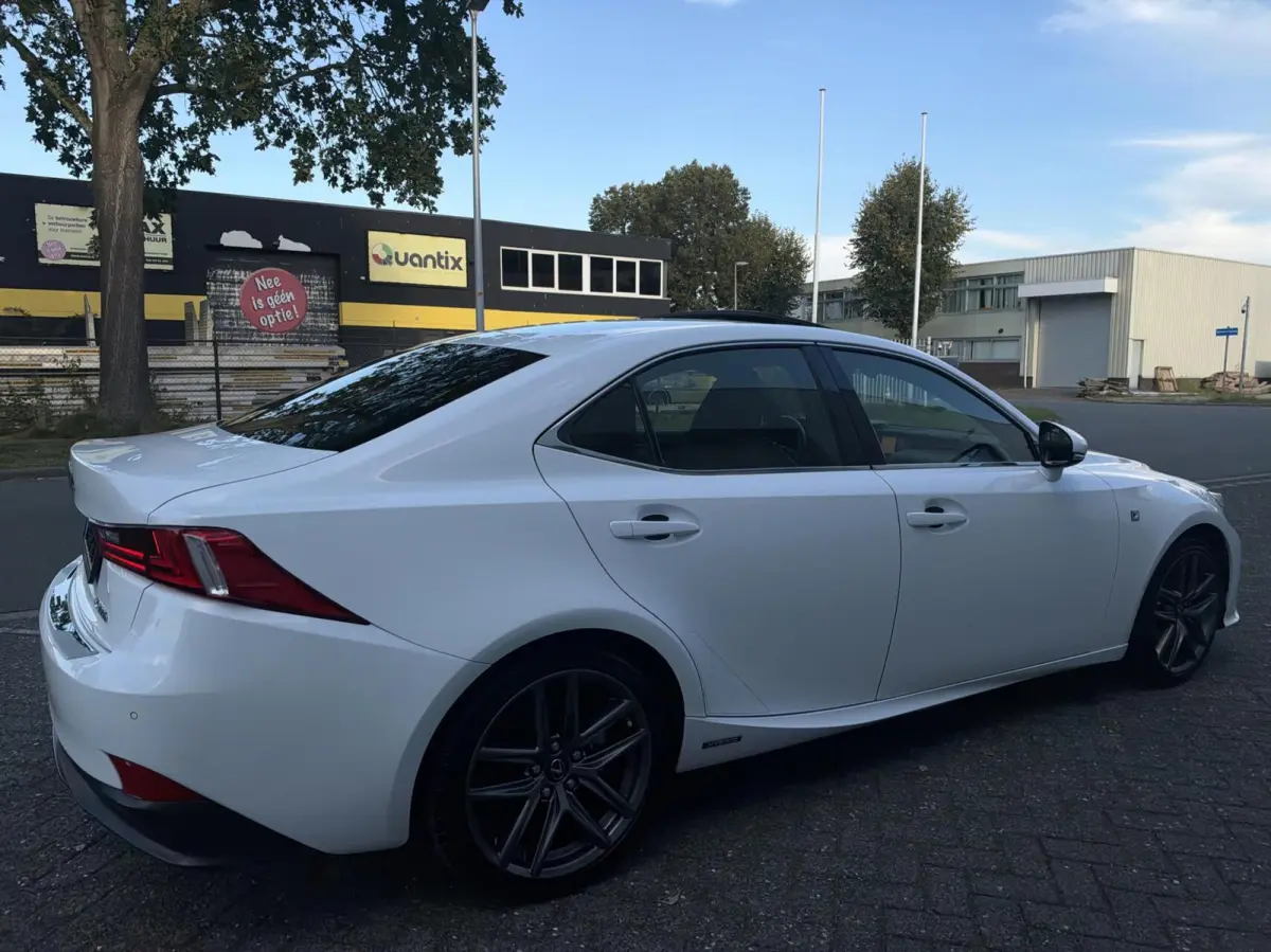 300h F Sport Edition - UNIEK/NAVI/CAMERA/LEER/NAP