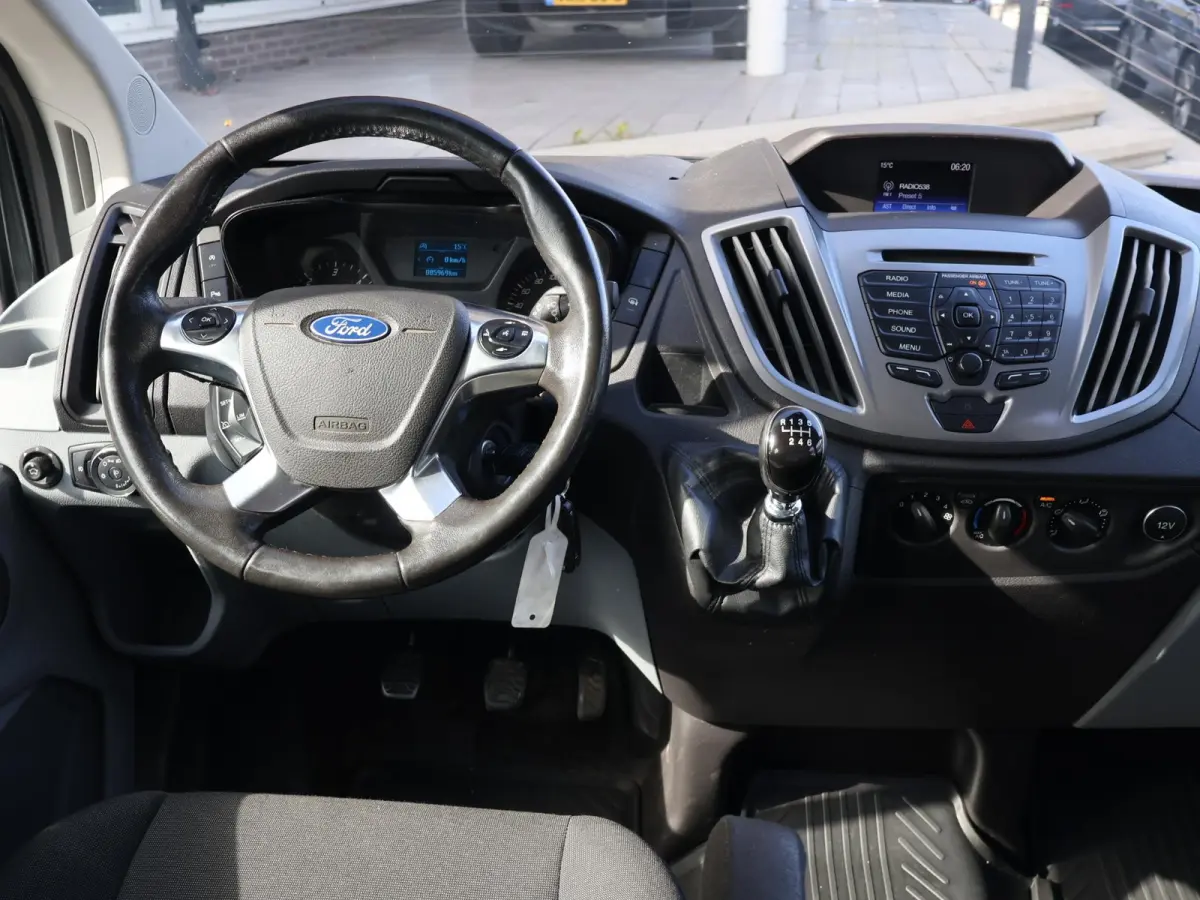 330 2.0 TDCI 130 PK L2H2 DUBBEL CABINE 5-PERS. *85.969 KM* | EURO 6 | TREKHAAK 2650 KG | LMV