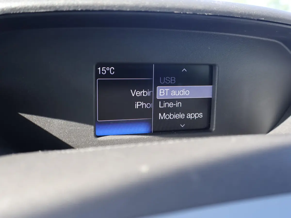 330 2.0 TDCI 130 PK L2H2 DUBBEL CABINE 5-PERS. *85.969 KM* | EURO 6 | TREKHAAK 2650 KG | LMV