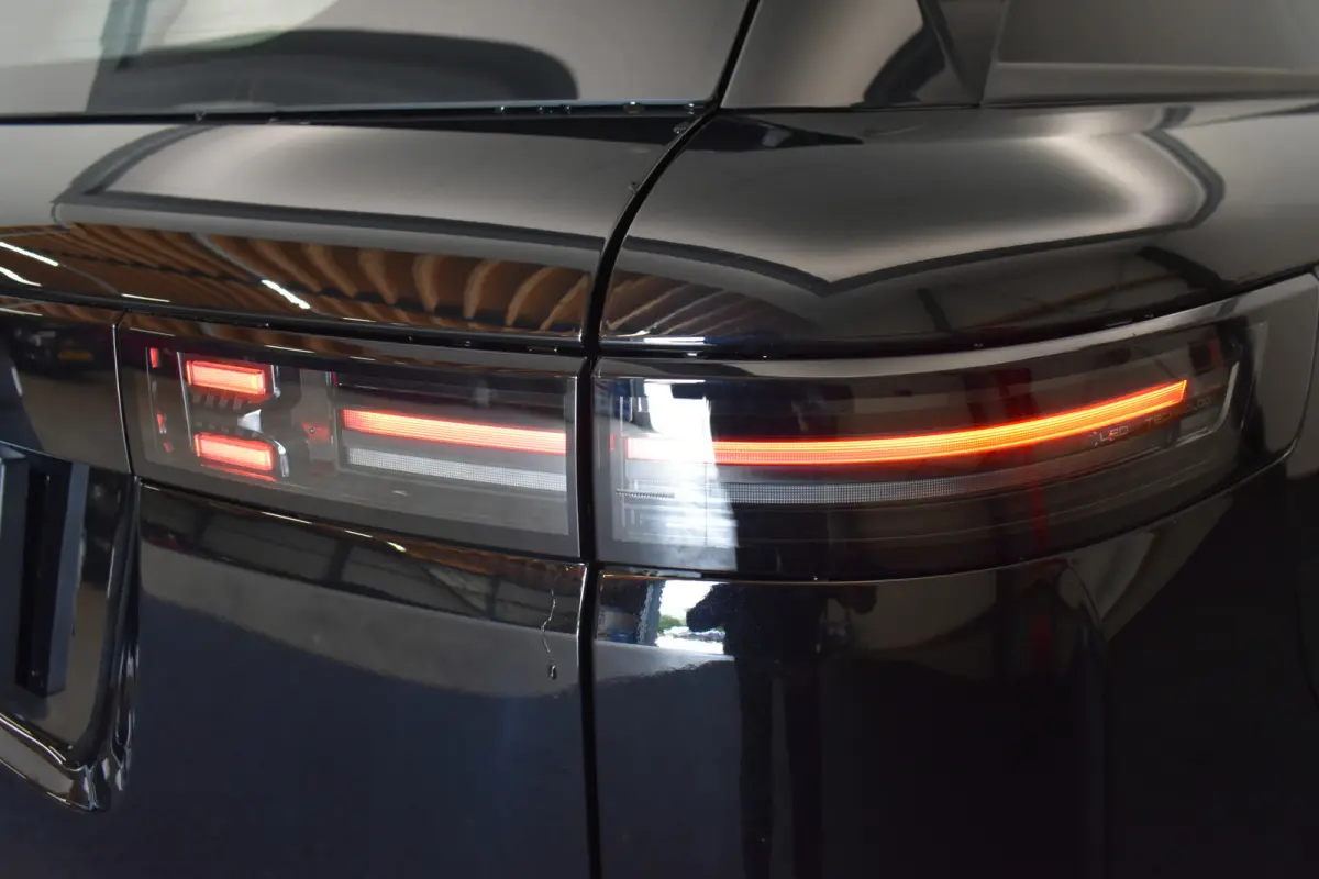 Exclusive 61 kWh | 405 km WLTP | Pano | Leder