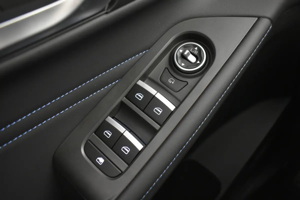 Exclusive 61 kWh | 405 km WLTP | Pano | Leder