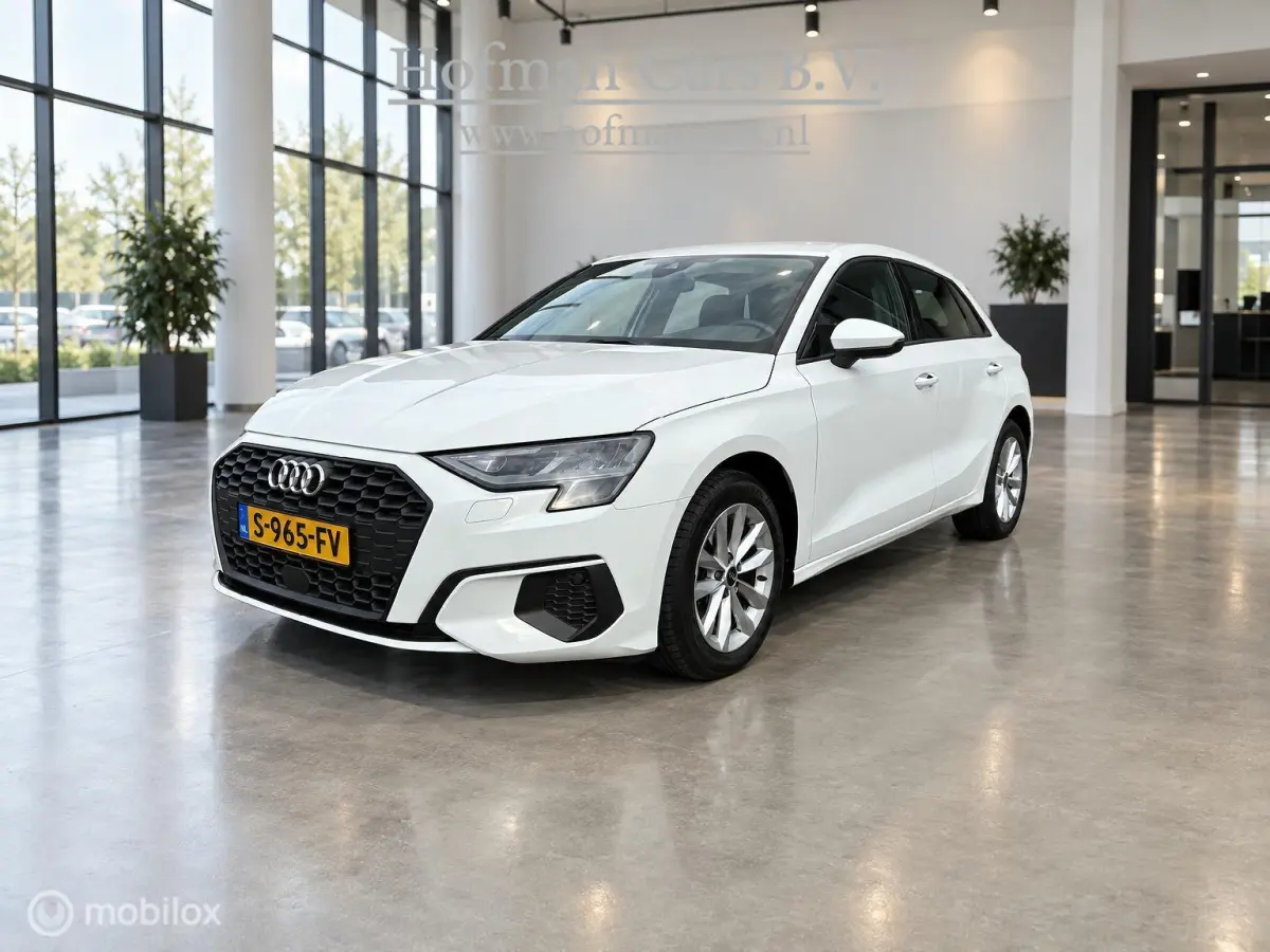 Audi A3 Sportback 2023 Benzine Handgeschakeld leasen