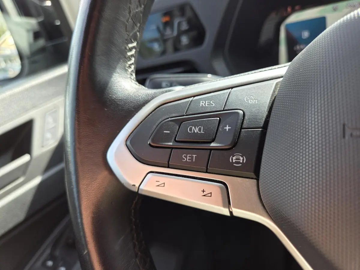 2.0 TDI Style Automaat | Virtual / Carplay / Camera / LED / Keyless / Bumpers in kleur | Zéér luxe!