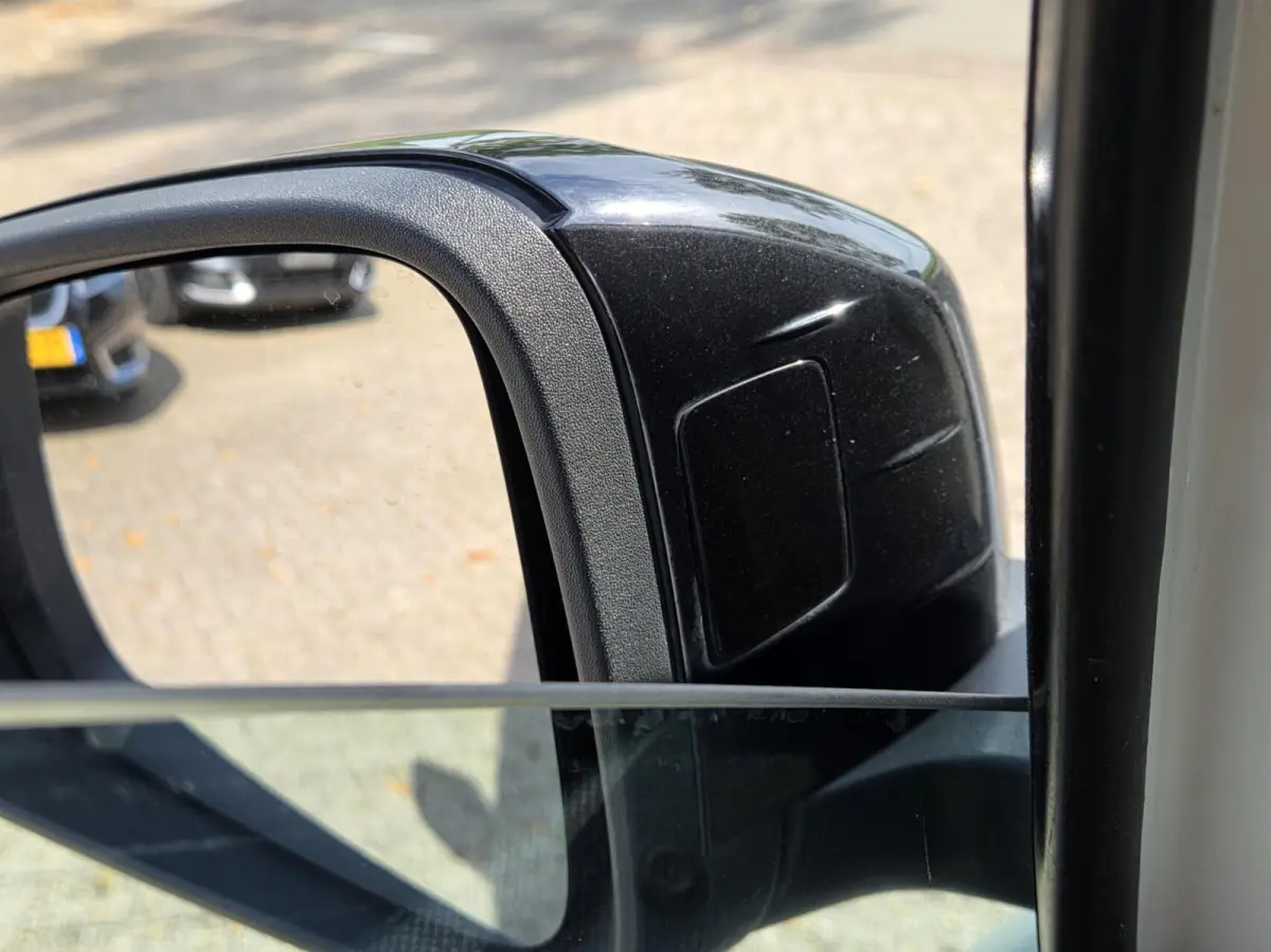 2.0 TDI Style Automaat | Virtual / Carplay / Camera / LED / Keyless / Bumpers in kleur | Zéér luxe!