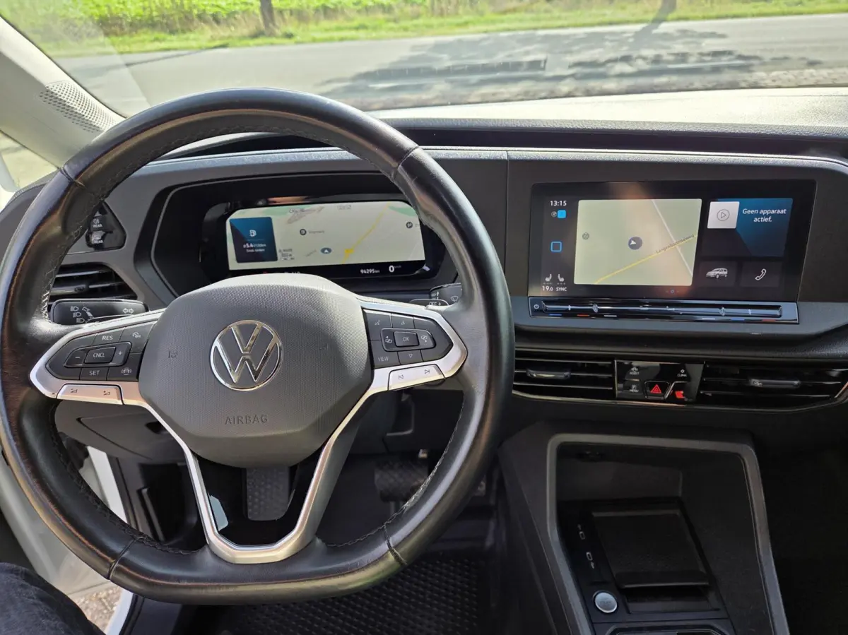 2.0 TDI Style Automaat | Virtual / Carplay / Camera / LED / Keyless / Bumpers in kleur | Zéér luxe!