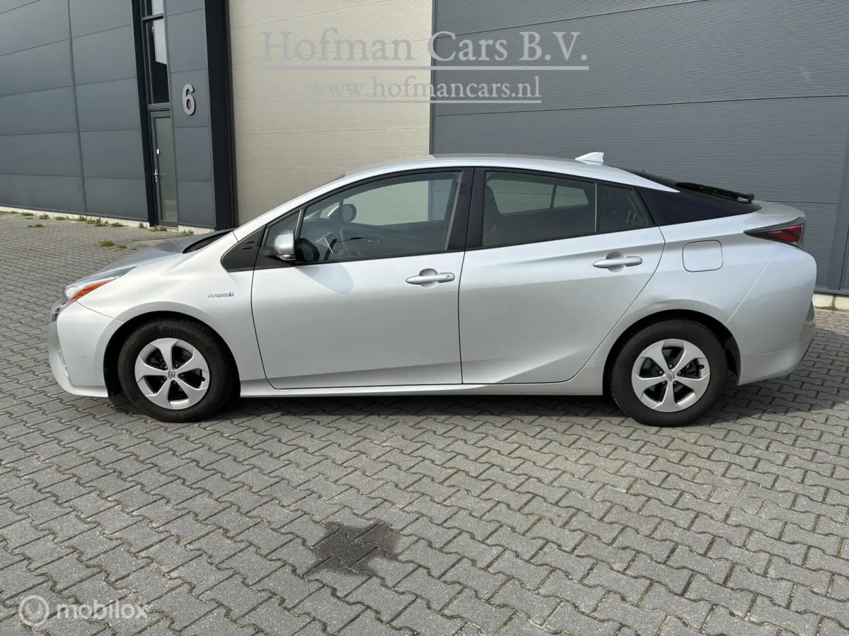 1.8 Dynamic | Hybrid | HUD | Navigatie | Lane Keeping | Stoelverwarming