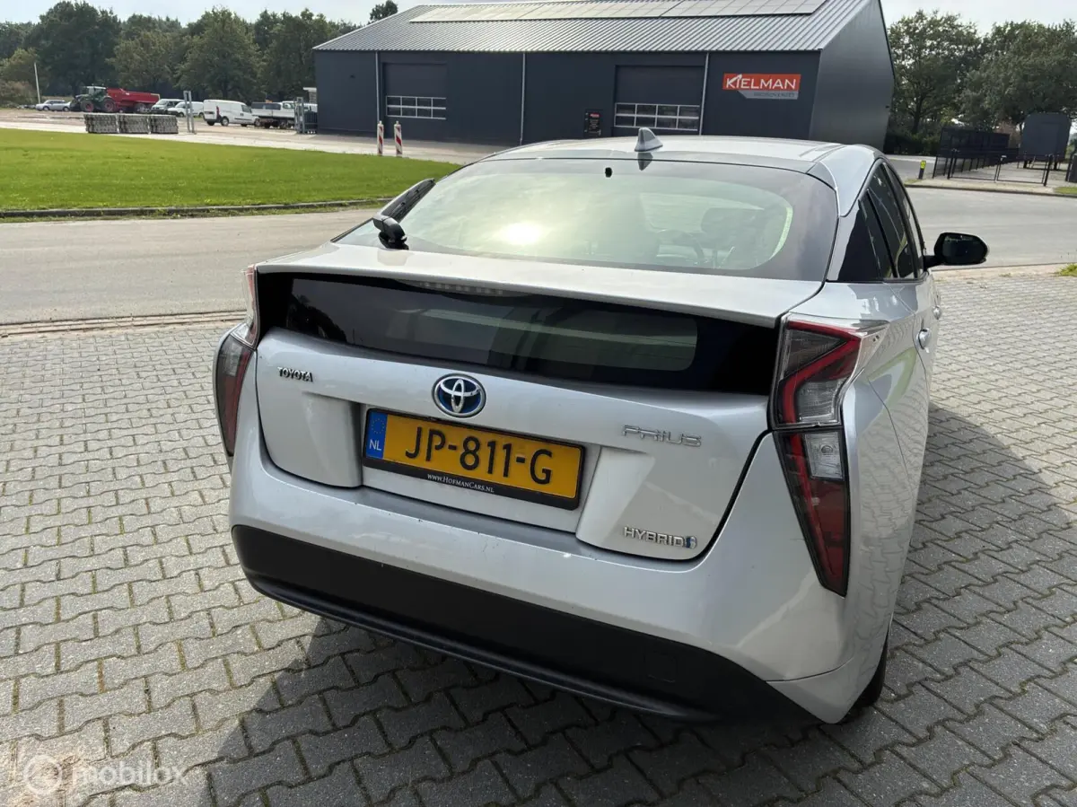1.8 Dynamic | Hybrid | HUD | Navigatie | Lane Keeping | Stoelverwarming