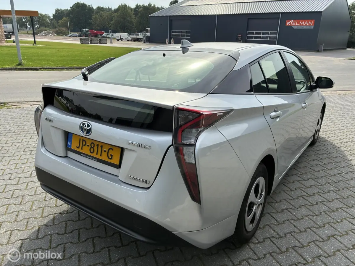 1.8 Dynamic | Hybrid | HUD | Navigatie | Lane Keeping | Stoelverwarming