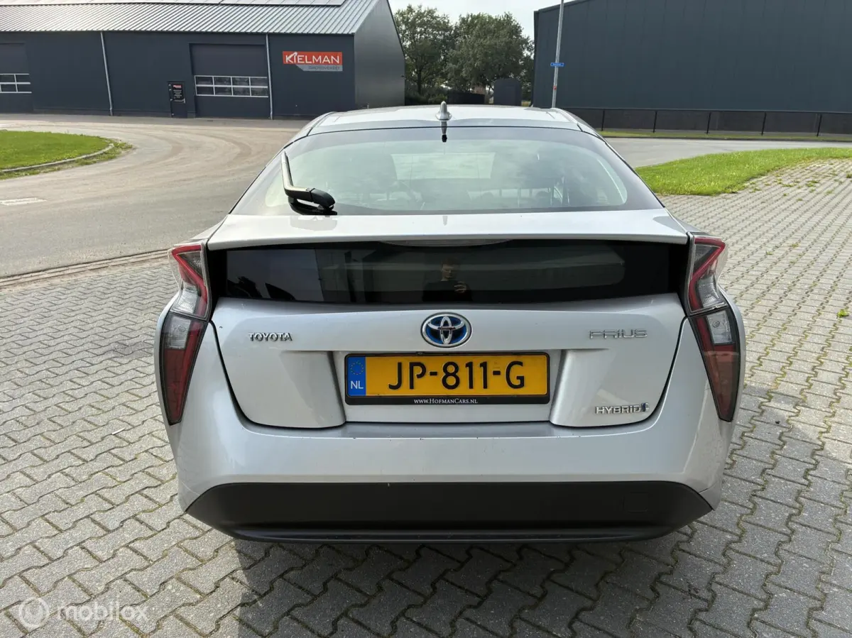 1.8 Dynamic | Hybrid | HUD | Navigatie | Lane Keeping | Stoelverwarming