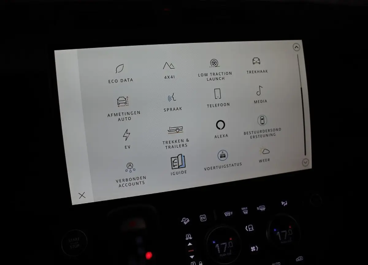 2.0 P300e 110 X-Dynamic SE FACELIFT / Memory / Leder / Meridian / Acc / 360 Camera / Open Panoramadak