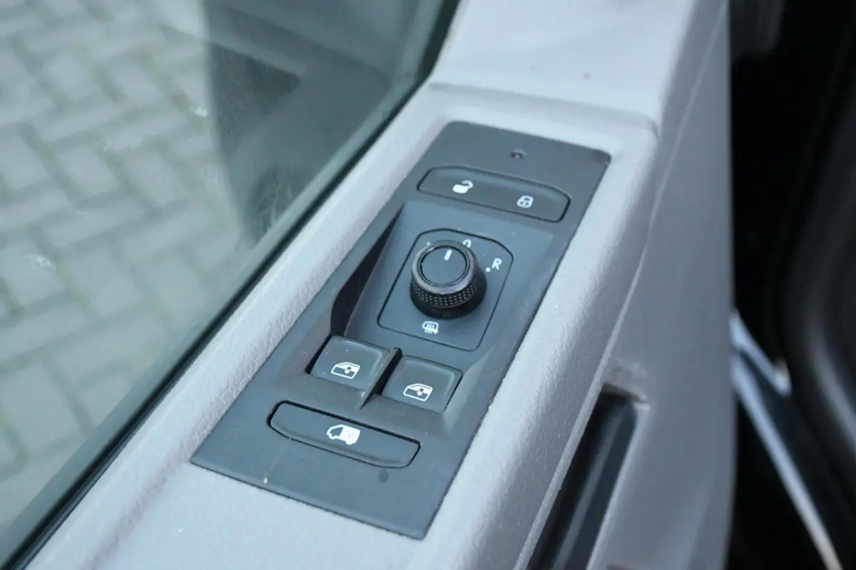 2.0 TDI L2H1 Carplay Cruise PDC 2021