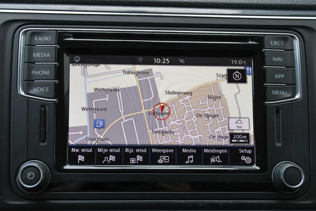 2.0 TDI L1H1 Highline LEER Carplay OZ