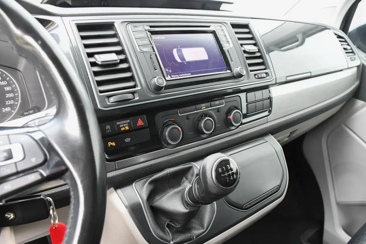 2.0 TDI L1H1 Highline LEER Carplay OZ