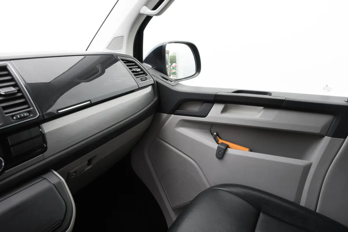 2.0 TDI L1H1 Highline LEER Carplay OZ