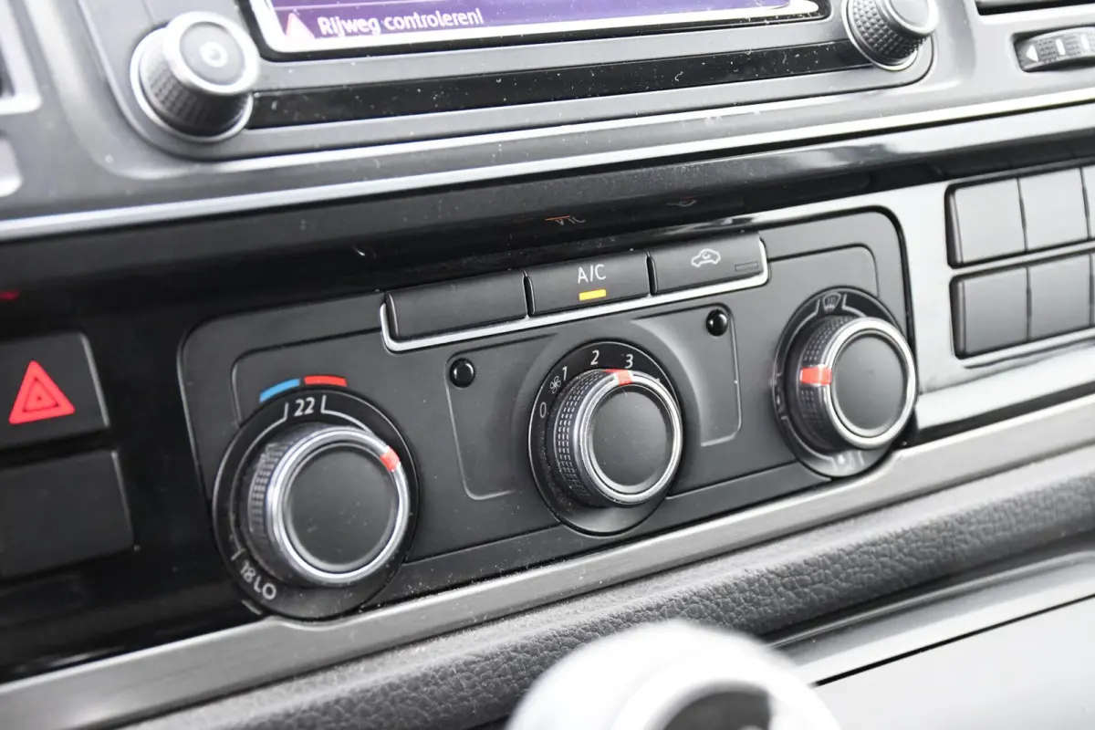 2.0 TDI L1H1 Highline LEER Carplay OZ