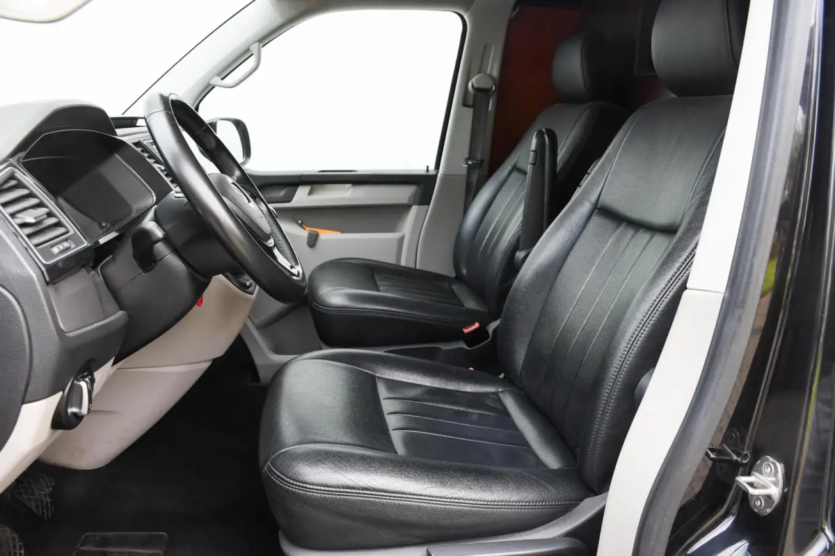 2.0 TDI L1H1 Highline LEER Carplay OZ