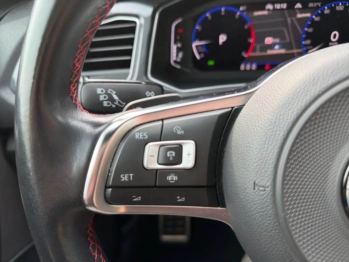 1.5 TSI DSG R-LINE CAMERA/ELEK-KLEP/DIG-DASH/ACC/STOELVERW/NAVI