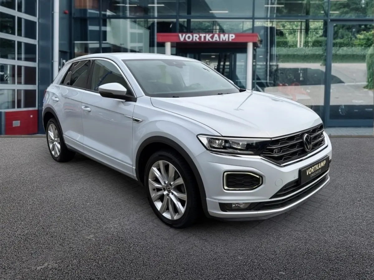 1.5 TSI DSG R-LINE CAMERA/ELEK-KLEP/DIG-DASH/ACC/STOELVERW/NAVI