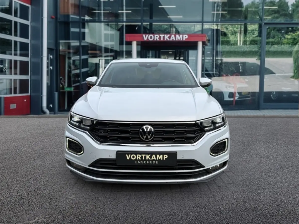 1.5 TSI DSG R-LINE CAMERA/ELEK-KLEP/DIG-DASH/ACC/STOELVERW/NAVI