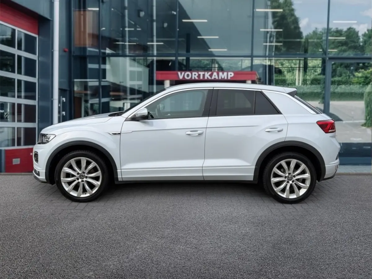1.5 TSI DSG R-LINE CAMERA/ELEK-KLEP/DIG-DASH/ACC/STOELVERW/NAVI