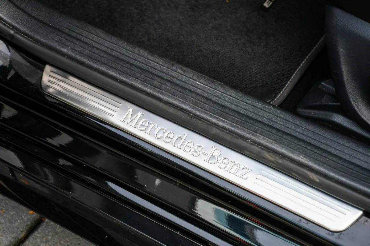 180 EDITION AMG Panoramadak Night Camera