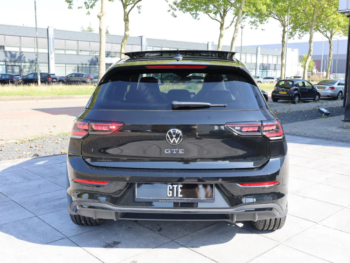 GTE 1.5 eHybrid 272PK | Panodak | Leer | 19"Inch | Black Style | Garantie 2031 | Head-up | Stoel Ventilatie | Memory |