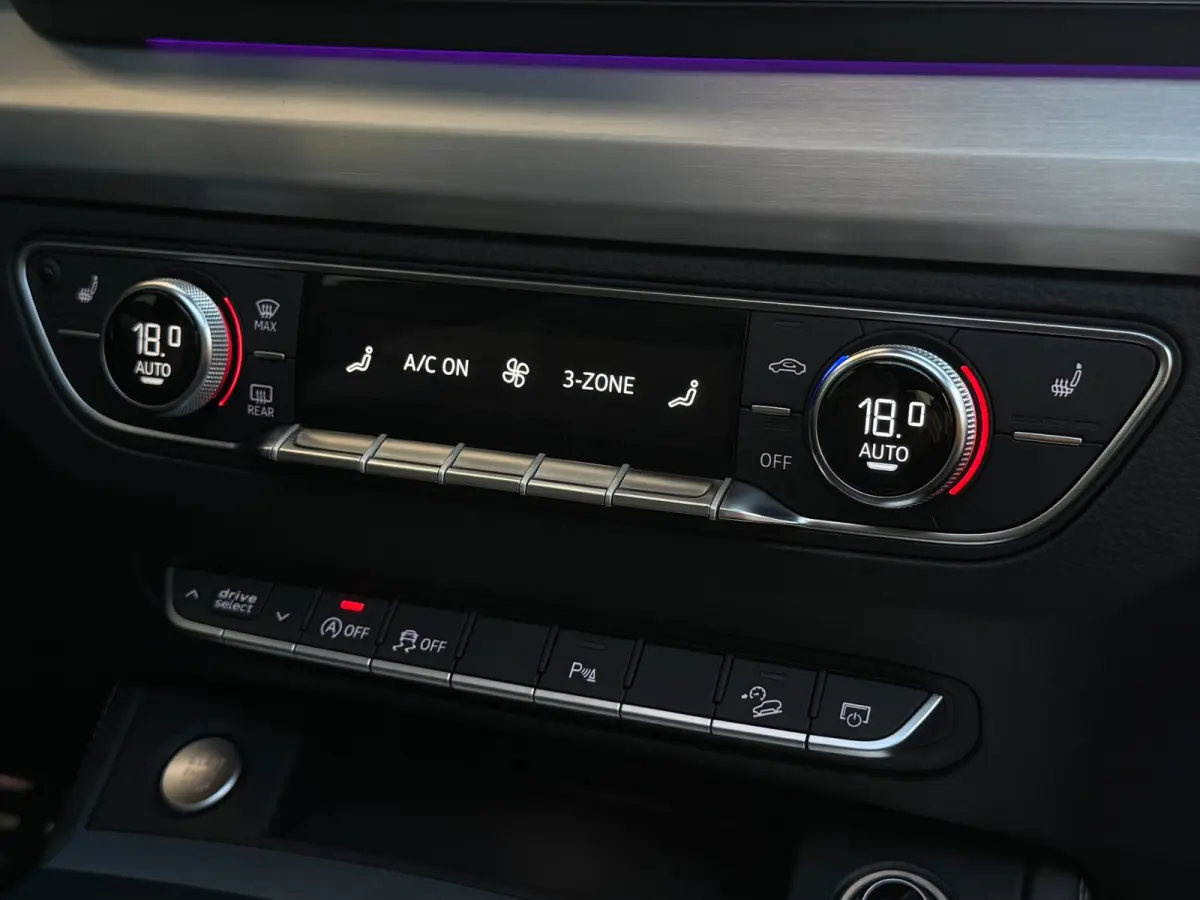 2.0 TFSI Quattro Sport / Trekhaak / Luchtvering / Carplay / Pano / Sfeerver / Keyless / Camera / Adaptive Cruise / Virtual