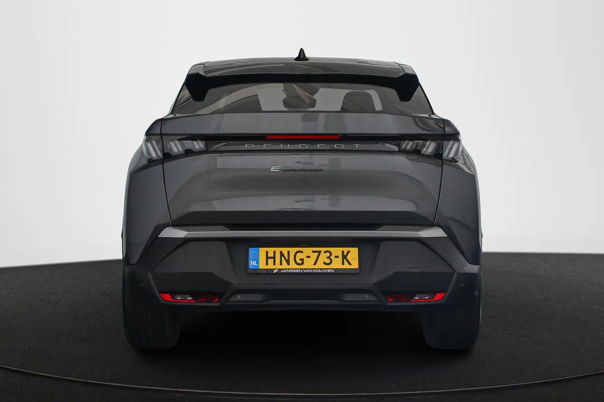 Allure Avantage 210 73 kWh Achteruitrijcamera Keyless Apple Carplay 19"