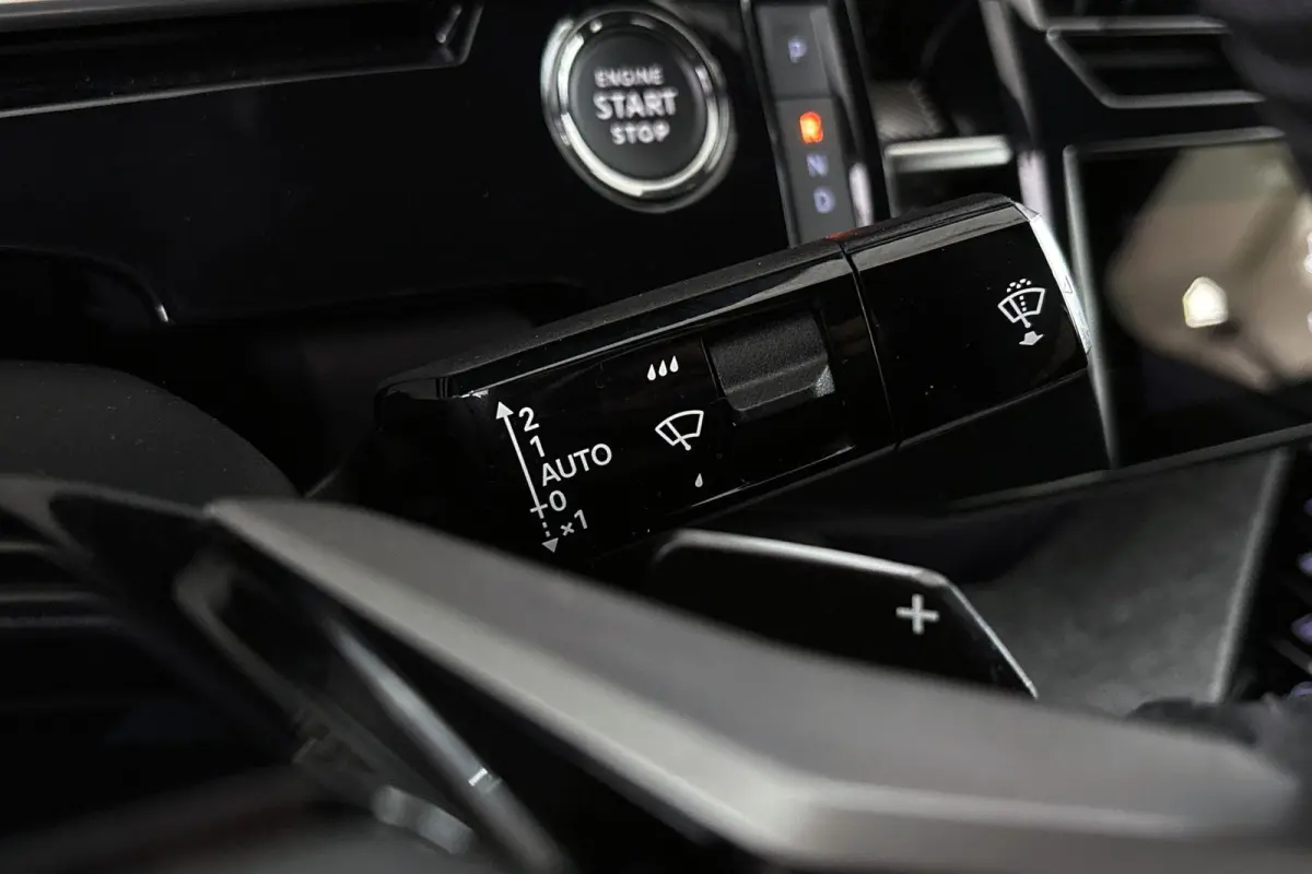 Allure Avantage 210 73 kWh Achteruitrijcamera Keyless Apple Carplay 19"