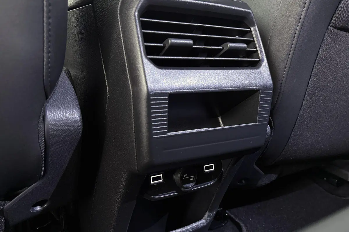 Allure Avantage 210 73 kWh Achteruitrijcamera Keyless Apple Carplay 19"