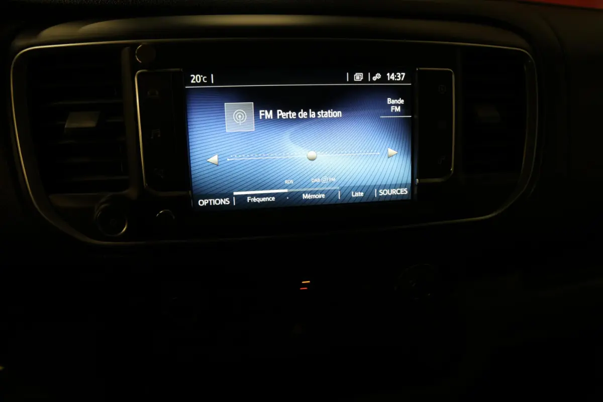 1.5 D-4D L2H1 CARPLAY PDC AIRCO