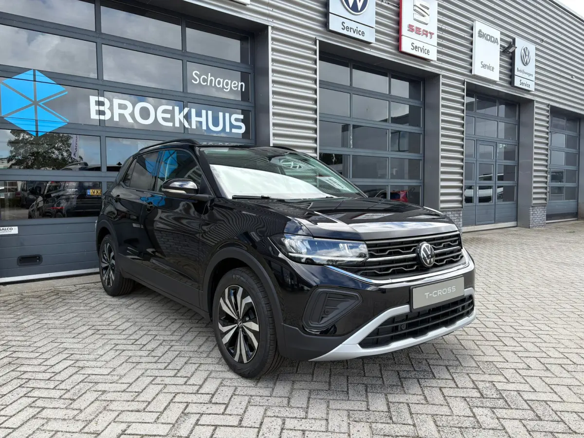 Life Edition | 'App-Connect' draadloze smartphone integratie | Achterlichten LED | Afstandscontrolesysteem (Front Assist)