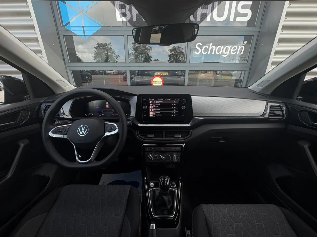 Life Edition | 'App-Connect' draadloze smartphone integratie | Achterlichten LED | Afstandscontrolesysteem (Front Assist)