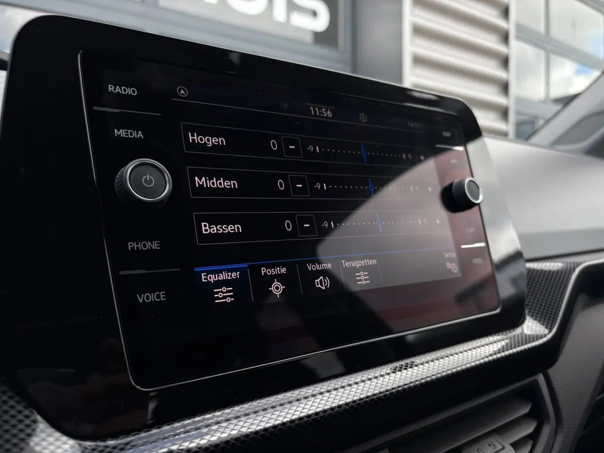 Life Edition | 'App-Connect' draadloze smartphone integratie | Achterlichten LED | Afstandscontrolesysteem (Front Assist)