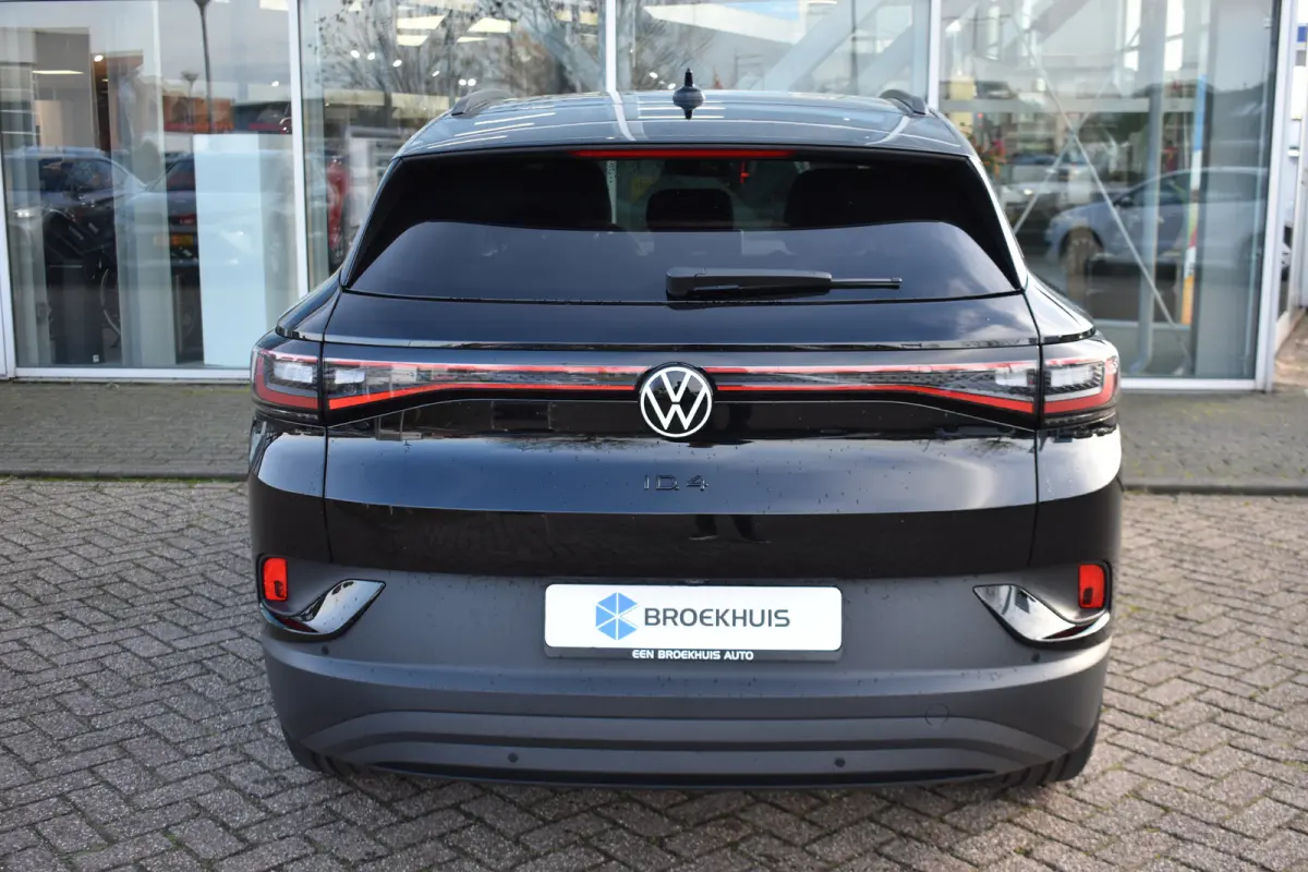 Pro Limited Edition | 'App-Connect' draadloze smartphone integratie | Achterbank in ongelijke delen neerklapbaar incl. middenarmsteun en doorlaadmogelijkheid | Afstandscontrolesysteem (Front