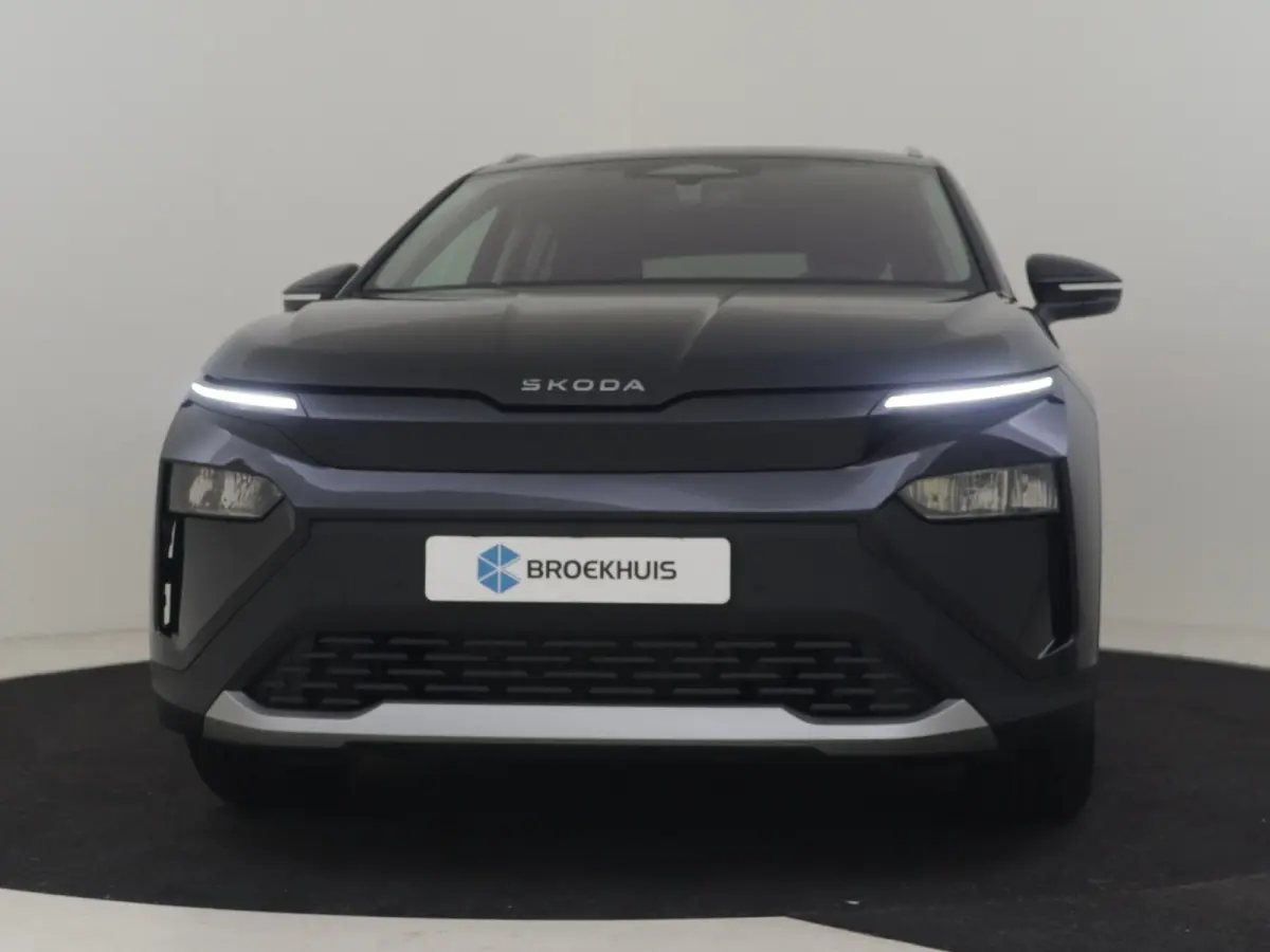 Business Edition | Cruise control met speedlimiter | Driving mode select | LED interieurverlichting inclusief sfeerverlichting