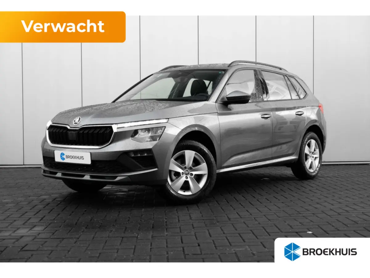 Selection | Cruise control met speedlimiter | Driver Activity Assistant, vermoeidheid waarschuwingssysteem | Front Assist, proactief remsysteem