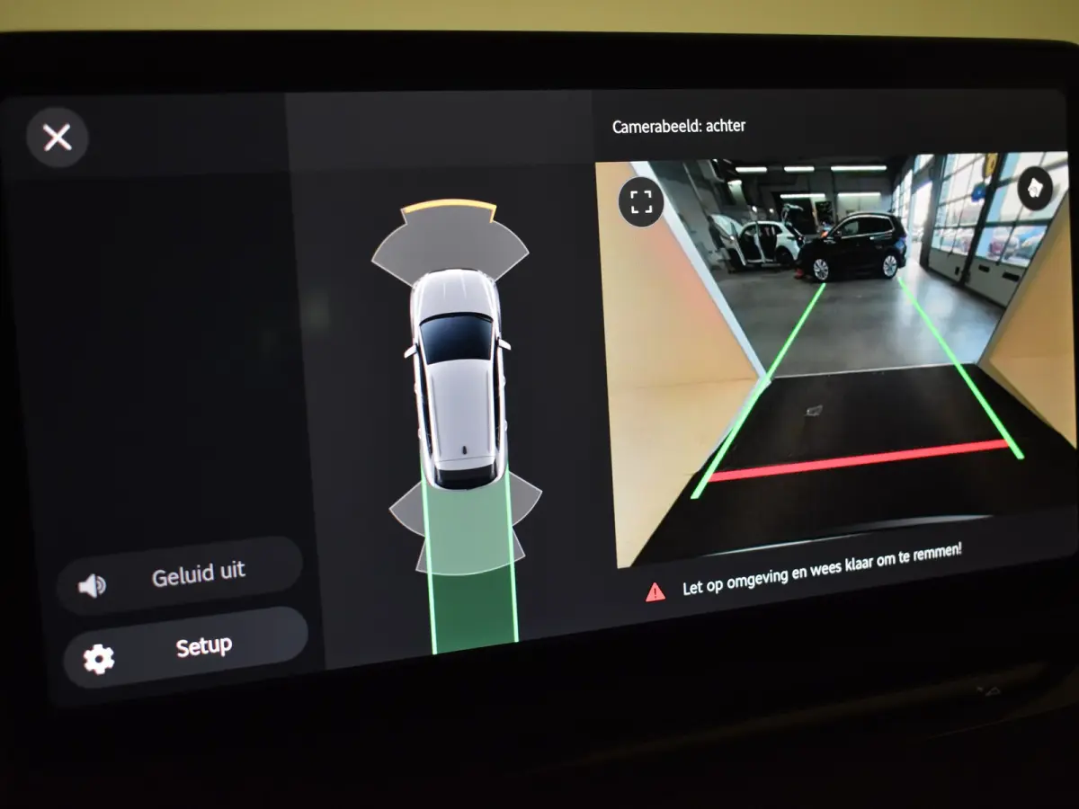 Business Edition | Cruise control met speedlimiter | Driving mode select | LED interieurverlichting inclusief sfeerverlichting