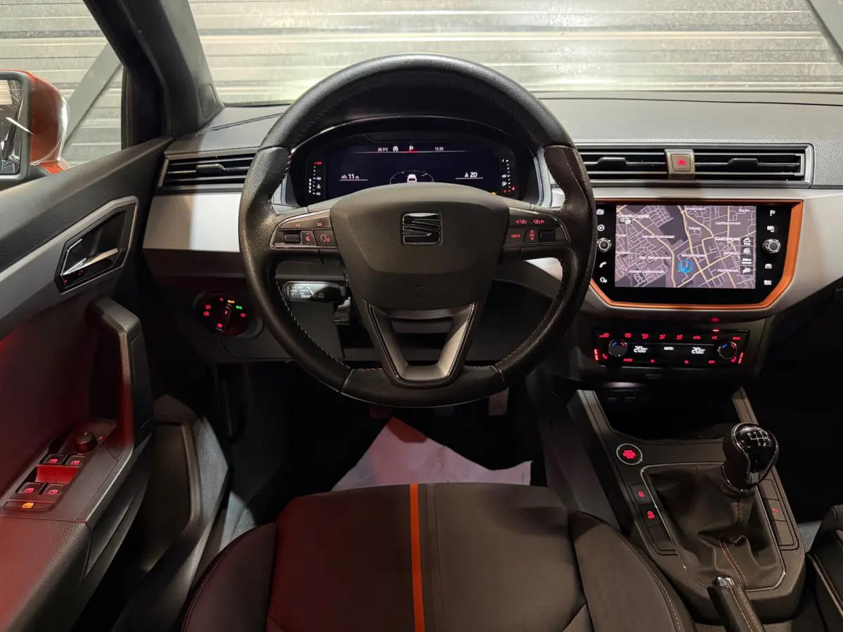 1.0 TSI BEATS LED/VIRTUAL/SFEERV/NAVI/CARPLAY/CRUISE/CAMERA/PDC/HALF-LEDER-ALCANTARA/CLIMATE/12-MND-GARANTIE