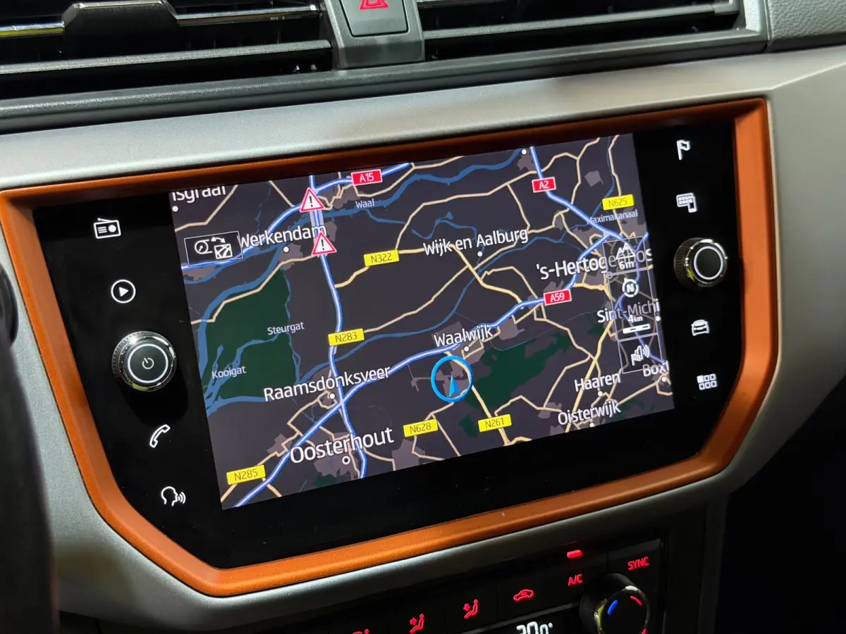 1.0 TSI BEATS LED/VIRTUAL/SFEERV/NAVI/CARPLAY/CRUISE/CAMERA/PDC/HALF-LEDER-ALCANTARA/CLIMATE/12-MND-GARANTIE