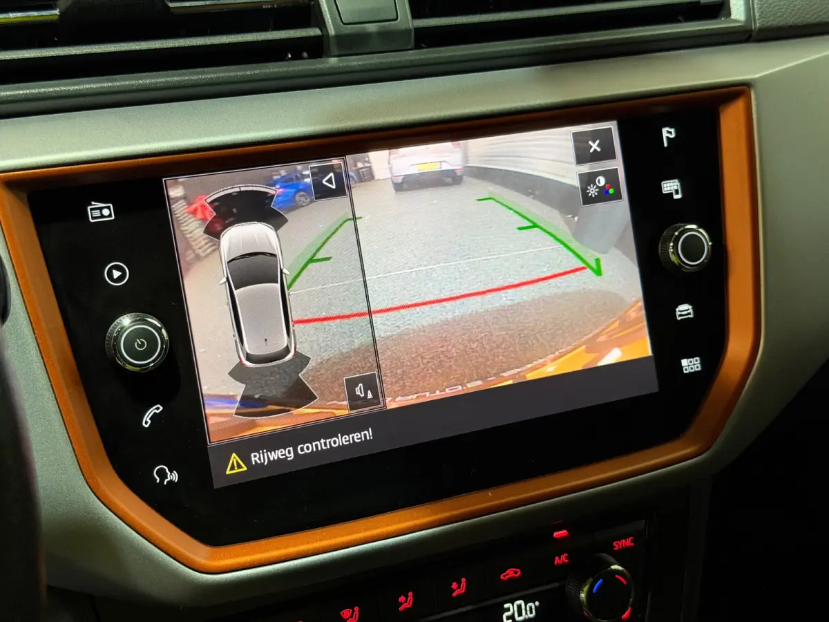 1.0 TSI BEATS LED/VIRTUAL/SFEERV/NAVI/CARPLAY/CRUISE/CAMERA/PDC/HALF-LEDER-ALCANTARA/CLIMATE/12-MND-GARANTIE