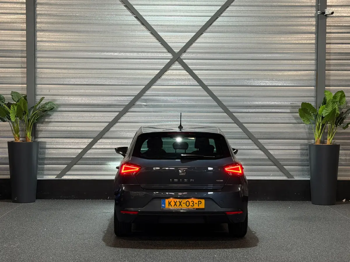 1.0 TSI BEATS LED/VIRTUAL/SFEERV/NAVI/CARPLAY/CRUISE/CAMERA/PDC/HALF-LEDER-ALCANTARA/CLIMATE/12-MND-GARANTIE