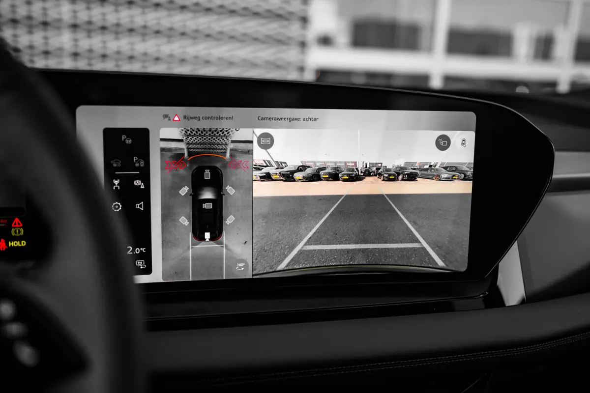 S edition | Adaptive air suspension | Adaptive cruise control | Audi sound system