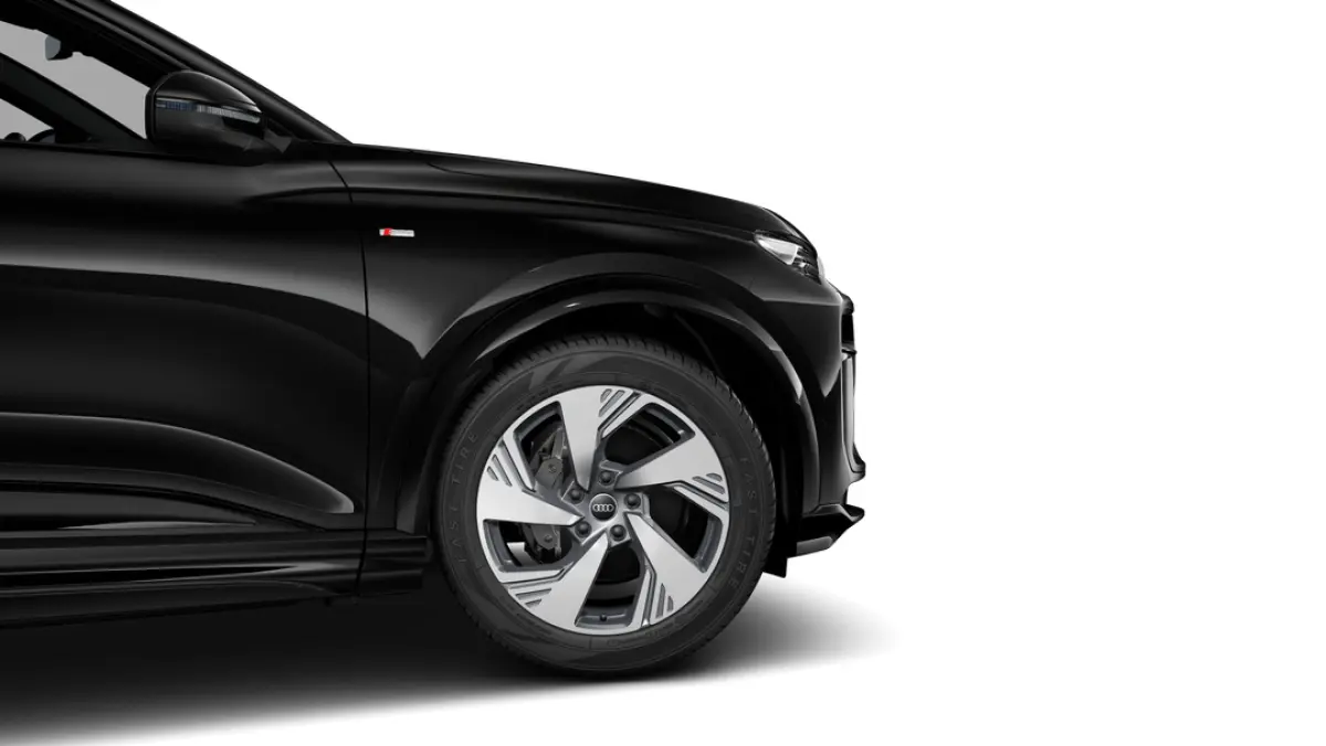 S edition | Adaptive air suspension | Adaptive cruise control | Audi sound system