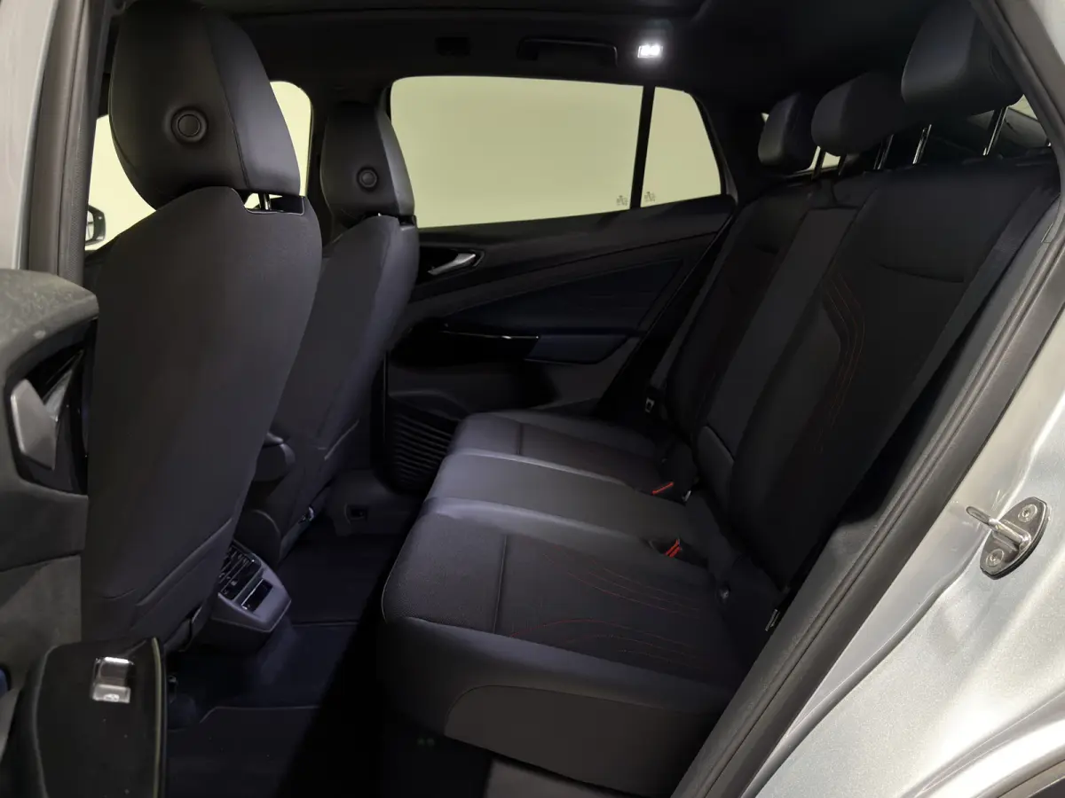 ID.5 GTX 77 kWh | SOH 92% | ACC | Panoramadak | Keyless | Adaptief sportonderstel | Warmtepomp | Trekhaak