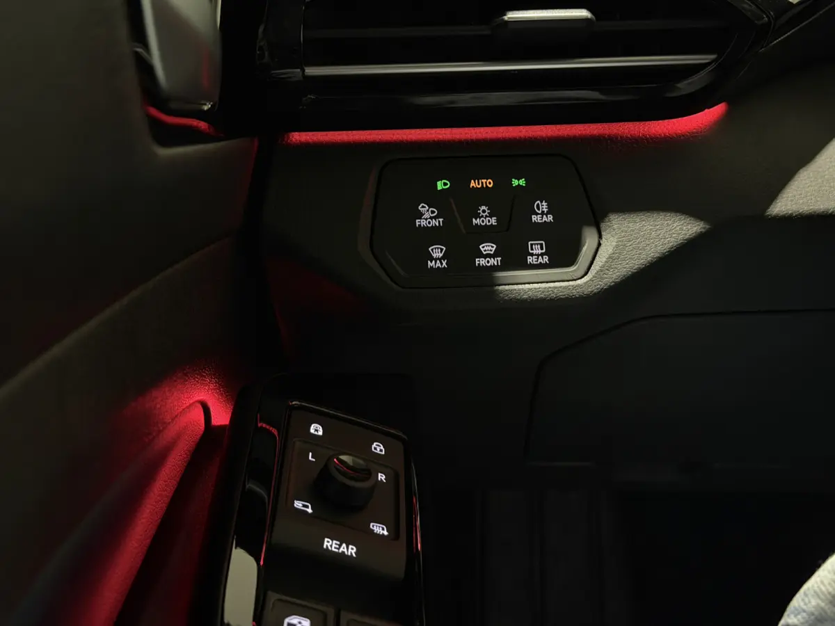 ID.5 GTX 77 kWh | SOH 92% | ACC | Panoramadak | Keyless | Adaptief sportonderstel | Warmtepomp | Trekhaak
