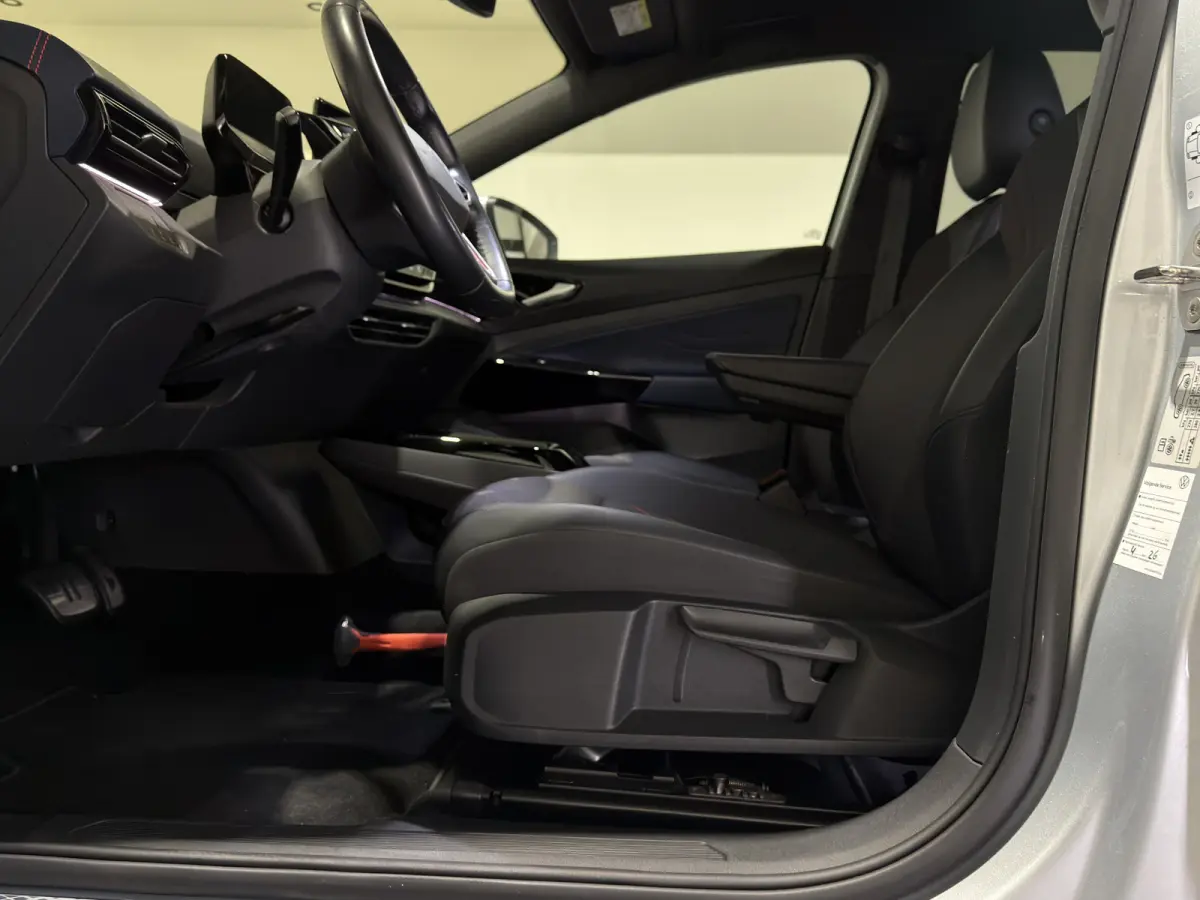 ID.5 GTX 77 kWh | SOH 92% | ACC | Panoramadak | Keyless | Adaptief sportonderstel | Warmtepomp | Trekhaak