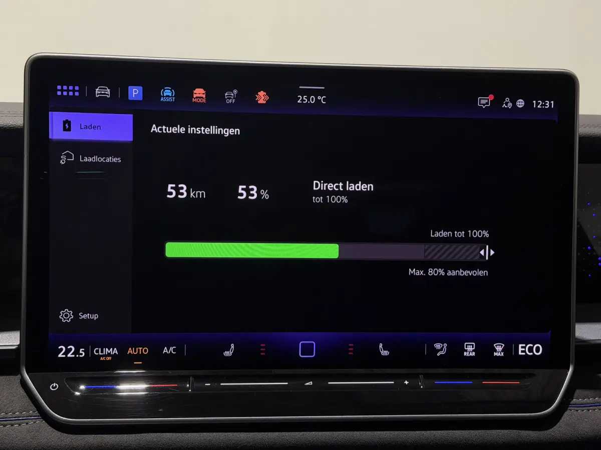 1.5 eHybrid R-Line Edition | Trekhaak | H&K Audio | Panoramadak | Black Style | Winterpakket plus