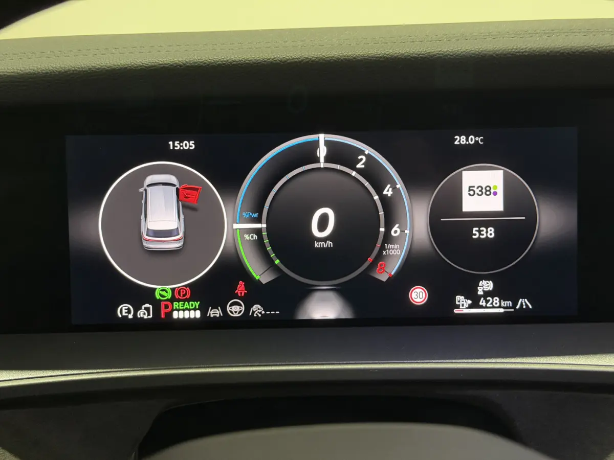 1.5 eHybrid R-Line Edition | Trekhaak | H&K Audio | Luxe Leder | Panoramadak | Stoel ventilatie